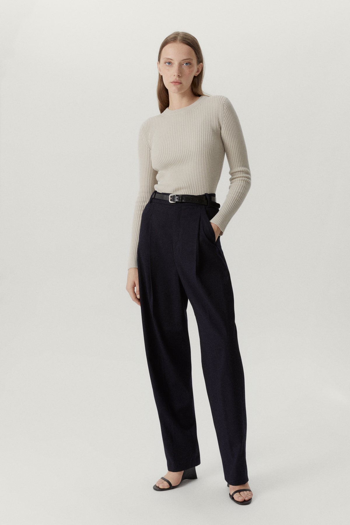 the merino wool ribbed sweater pearl