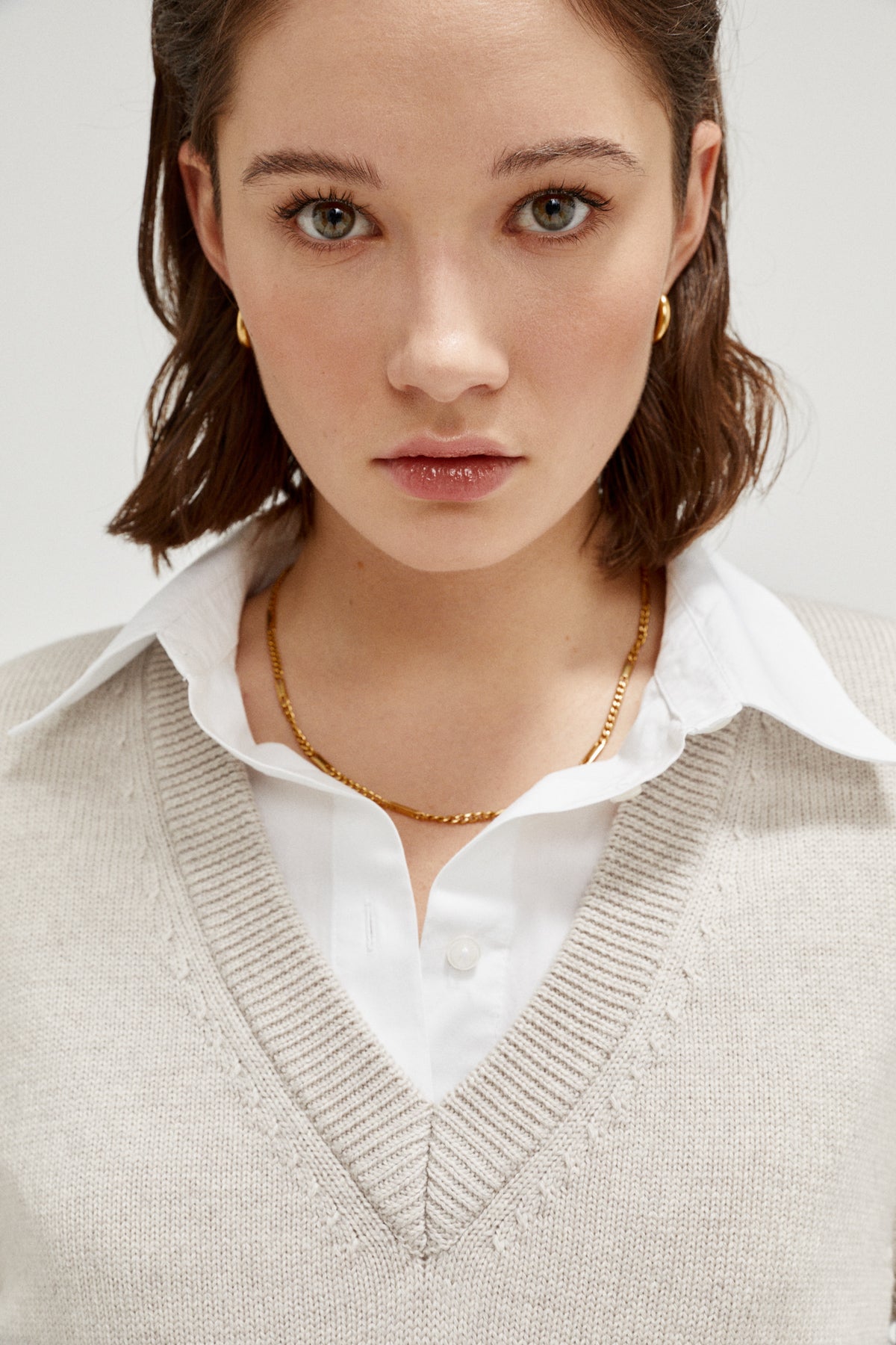 the merino wool vest greige