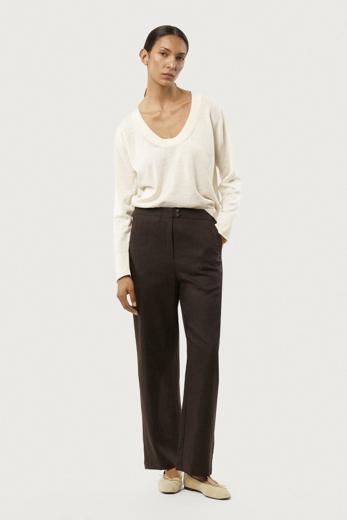 The Pure Linen Relaxed Pants